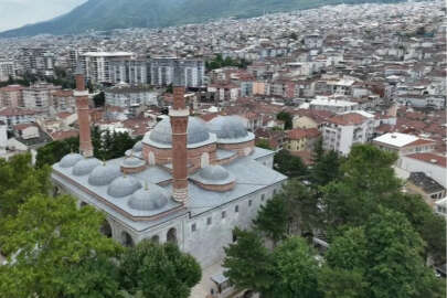 Bursa'da 600 yıllık Yıldırım Bayezid Camisi'nin kitabesi yok