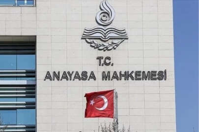 Anayasa Mahkemesi’nden “sansür yasası” kararı!