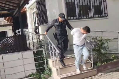 Bursa'da zehir tacirleri yakayı ele verdi!