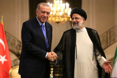 Cumhurbaşkanı Erdoğan İranlı mevkidaşı ile bir araya geldi