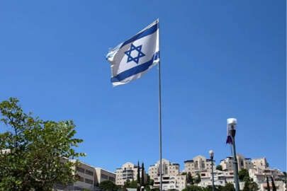 İsrail Nazilerin adımlarını izliyor