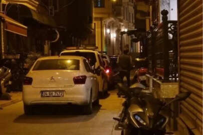 Hareketli anlar! Trans bireyi rehin alıp başına silah dayadı