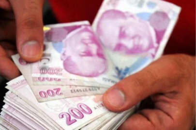 Bağkur ve Emekli Sandığı emeklilerine 5 bin lira destek ödemesi yarın yapılacak