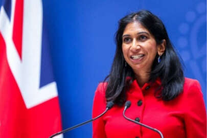 İngiltere İçişleri Bakanı Suella Braverman görevden alındı!
