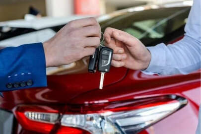 Otomobilde beklenmedik durum! İkinci elde fiyatlar da satış da düştü