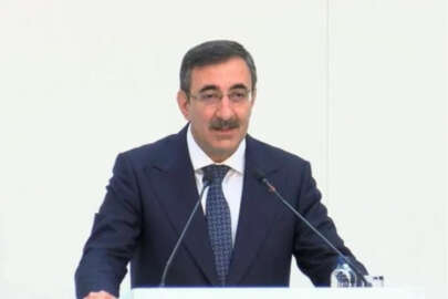 Cevdet Yılmaz açıkladı: Yabancı ziyaretçi sayısı 3,4 kat arttı