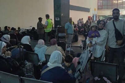 Dışişleri Bakanlığı: 44 Türk vatandaşı Gazze'den tahliye edildi