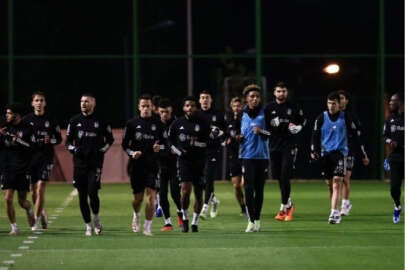 Beşiktaş, taktik ve kondisyon idmanı yaptı