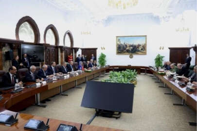 Cezayir ile LNG ithalat anlaşması 3 yıl daha uzatıldı