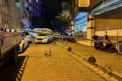 Evde iki grup arasında çıkan kavga ölümle bitti!