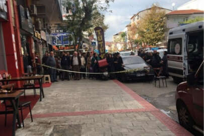 Restoranda yemek yiyen kadın, eski eşi tarafından katledildi