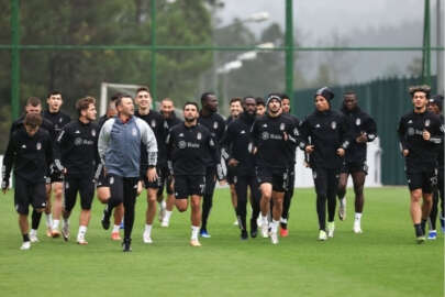 Beşiktaş, kondisyon ve taktik çalıştı