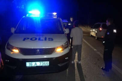 Bursa'da alkollü kadın kaza yaptı, gazeteciye saldırdı!