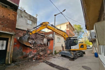 Bursa'da metruk binaya geçit yok!