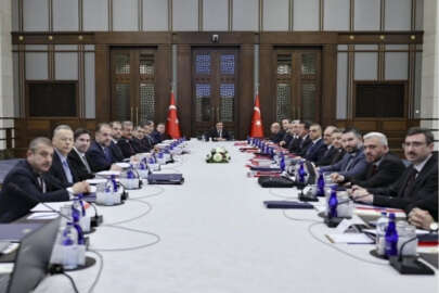 Cevdet Yılmaz: İstikrarlı bir büyüme modeli hedefliyoruz