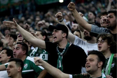 Bursaspor taraftarı isyanda: Sosyal medyada 'istifa' furyası!