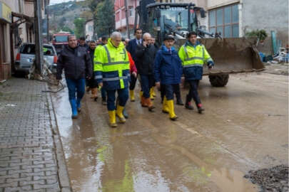 Bursa'da sel hayatı felç etti! Yaralar sarılıyor