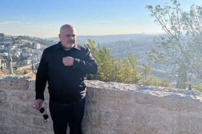 UCM Başsavcısı Khan İsrail'de