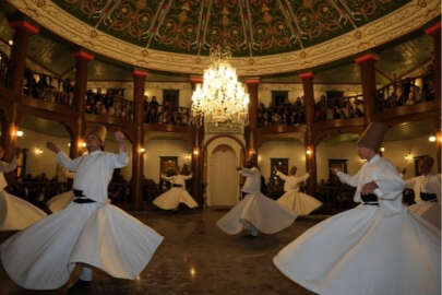 Bursa Mevlevihanesi'nde Şeb-i Arus töreni
