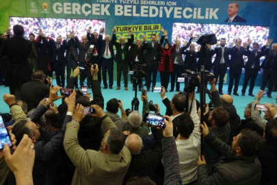 AK Parti’nin Van’daki ilçe belediye başkan adayları açıklandı