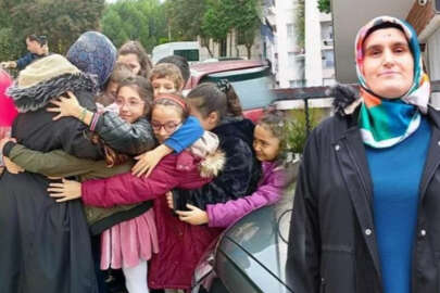 Manisa'da öğrencilerinin sürpriz yaptığı Zeynep öğretmen yaşamını yitirdi