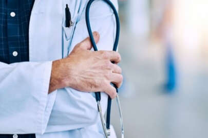 Görevi kötüye kullanan doktora 10 yıla kadar hapis istemi