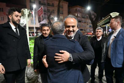 Bursa Büyükşehir Belediye Başkanı Aktaş ilk teravih namazını Kestel’de kıldı