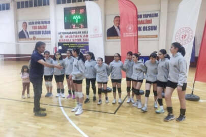 Midi Kız Voleybol İl Müsabakaları tamamlandı