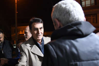 Mustafa Dündar Mehmet Zahid Kotku İzvat Camii'nde ilk buluşmasını gerçekleştirdi!