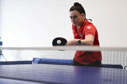 Milli para masa tenisçi Kübra Korkut, Singapur'da altın madalya kazandı