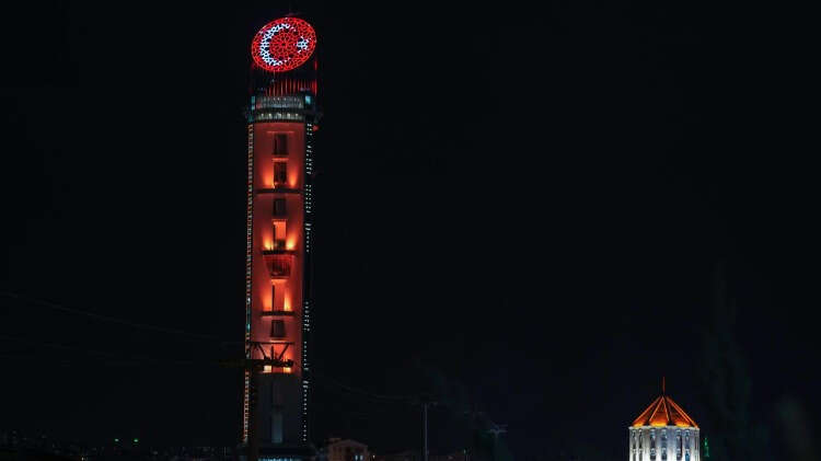 Kulenin zirvesi Selçuklu yıldızı ile taçlandı