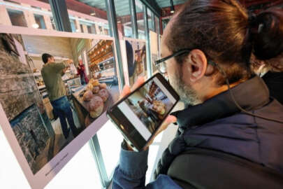 Görme engelli bireylerin çektiği fotoğraflar Bursa'da yoğun ilgi gördü