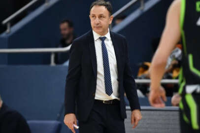 TOFAŞ Başantrenörü Ene: Ufak hatalarla kaybediyoruz!