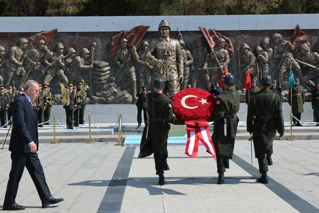 Cumhurbaşkanı Erdoğan, Çanakkale Zaferi’nin 109’ncu yıl dönümü törenine katıldı