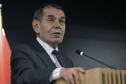 Dursun Özbek'ten Ali Koç'a yanıt ve olaylı maç yorumu