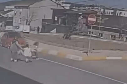 İstanbul'da çarptığı çocuk metrelerce savruldu, sürücü kaçtı