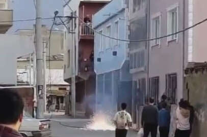 Bursa'da kopan elektrik kablosundan çıkan kıvılcımlar korkuttu