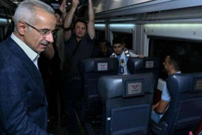 Bakan Uraloğlu: Emeklilerimize trenlerde yüzde 10 indirim uygulayacağız