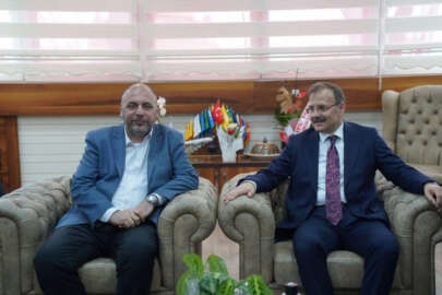 Hakan Çavuşoğlu'ndan Bekir Aydın'a hayırlı olsun ziyareti