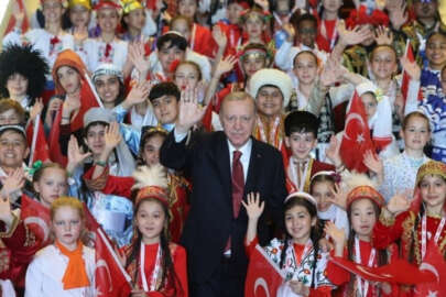 Cumhurbaşkanı Erdoğan çocuklar ile bir araya geldi
