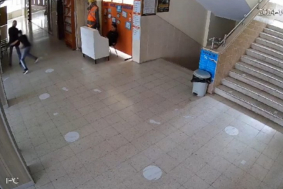 Öğrenci dehşeti: Pusu kurup öğretmenini bıçakladı