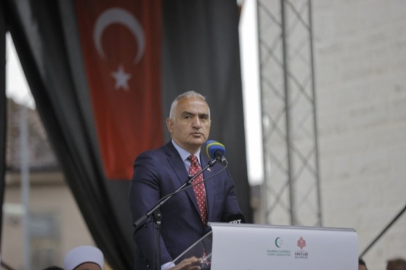 Bakanı Ersoy, Bosna Hersek'te Arnaudiye Camisi'nin açılışına katıldı