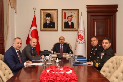 Bursa Valisi Demirtaş, Asayiş ve Güvenlik Toplantısına katıldı
