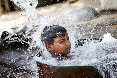 Hindistan'da aşırı sıcaklar yüzünden 3 can kaybı