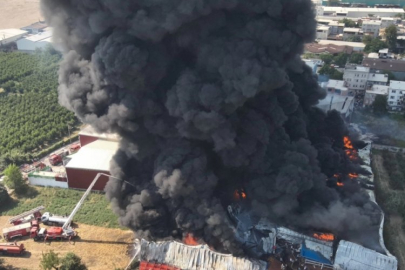 Bursa'da yanan fabrikalar havadan drone ile görüntülendi