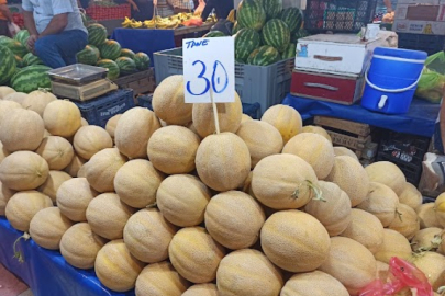 Kavun fiyatları vatandaşın yüzünü güldürüyor