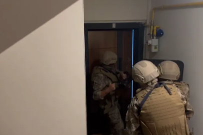 Bursa'da 'kasten öldürme' suçuyla aranan şahıs özel harekat baskınıyla yakalandı!