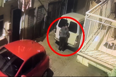 Bursa'da teyp hırsızı kaçamadı, soluğu cezaevinde aldı