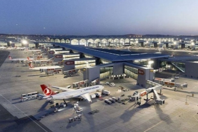 Londra-Singapur seferini yapan uçak İstanbul Havalimanı'na acil iniş yaptı