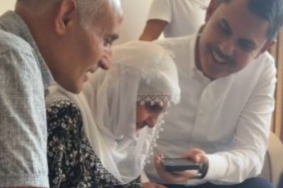 Cumhurbaşkanı Erdoğan, Adıyamanlı depremzede ile görüştü